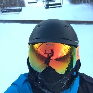 Meet your Posher, Adam